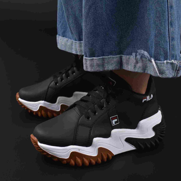 Tenis FILA Disruptor.